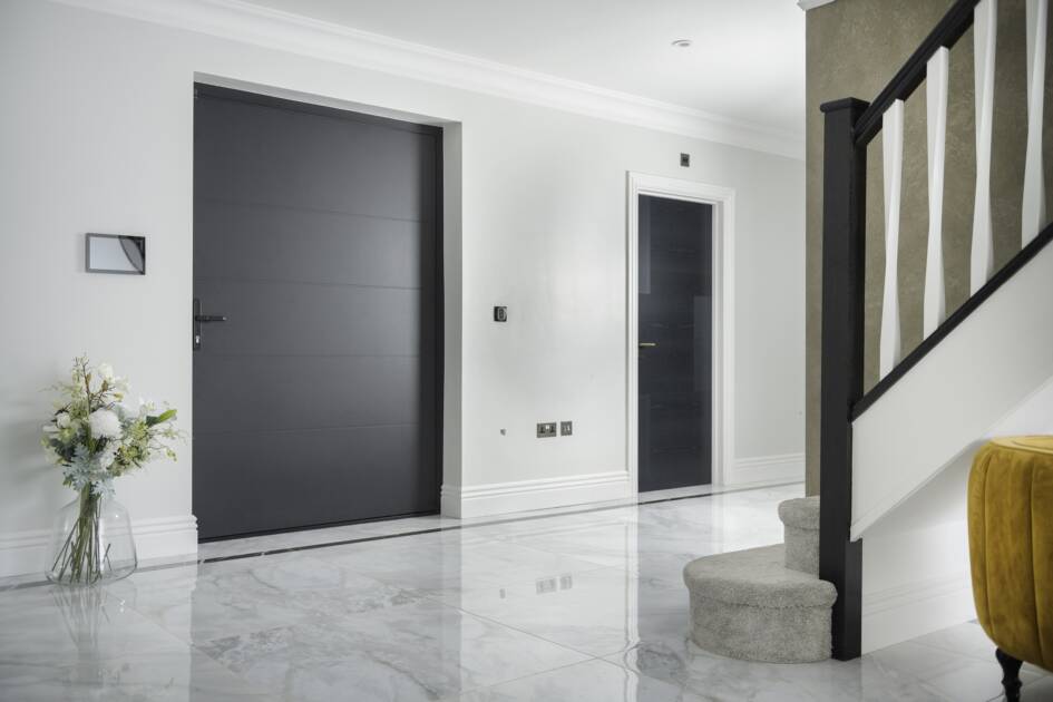 Pivot Series Entrance Doors : Spitfire Front Doors UK